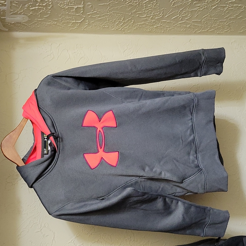 Under Armour hoodie